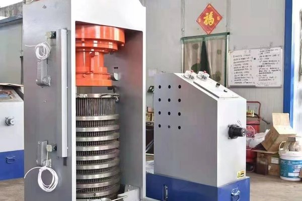 500 Ton Cold Press Machine HN426